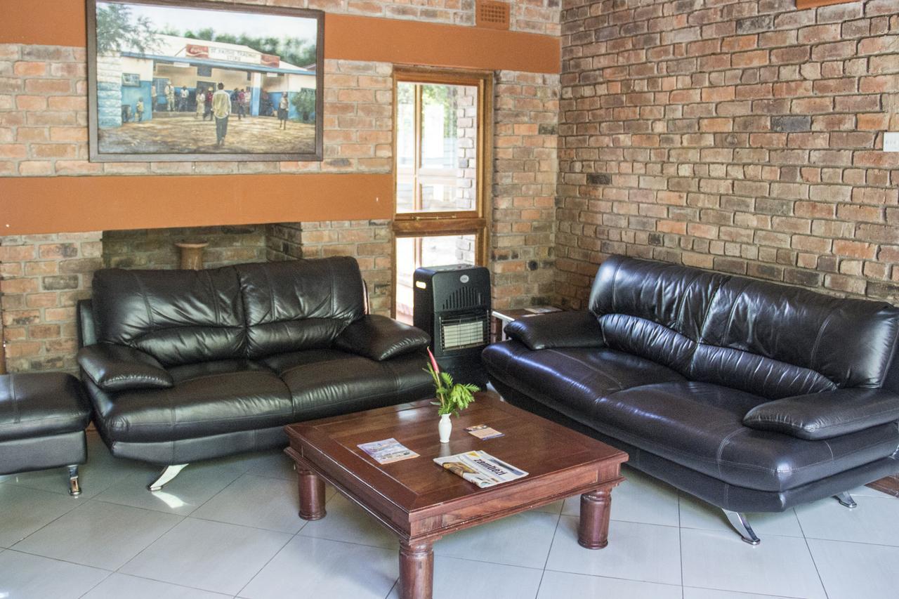 Kutandara Lodges Harare Exterior photo